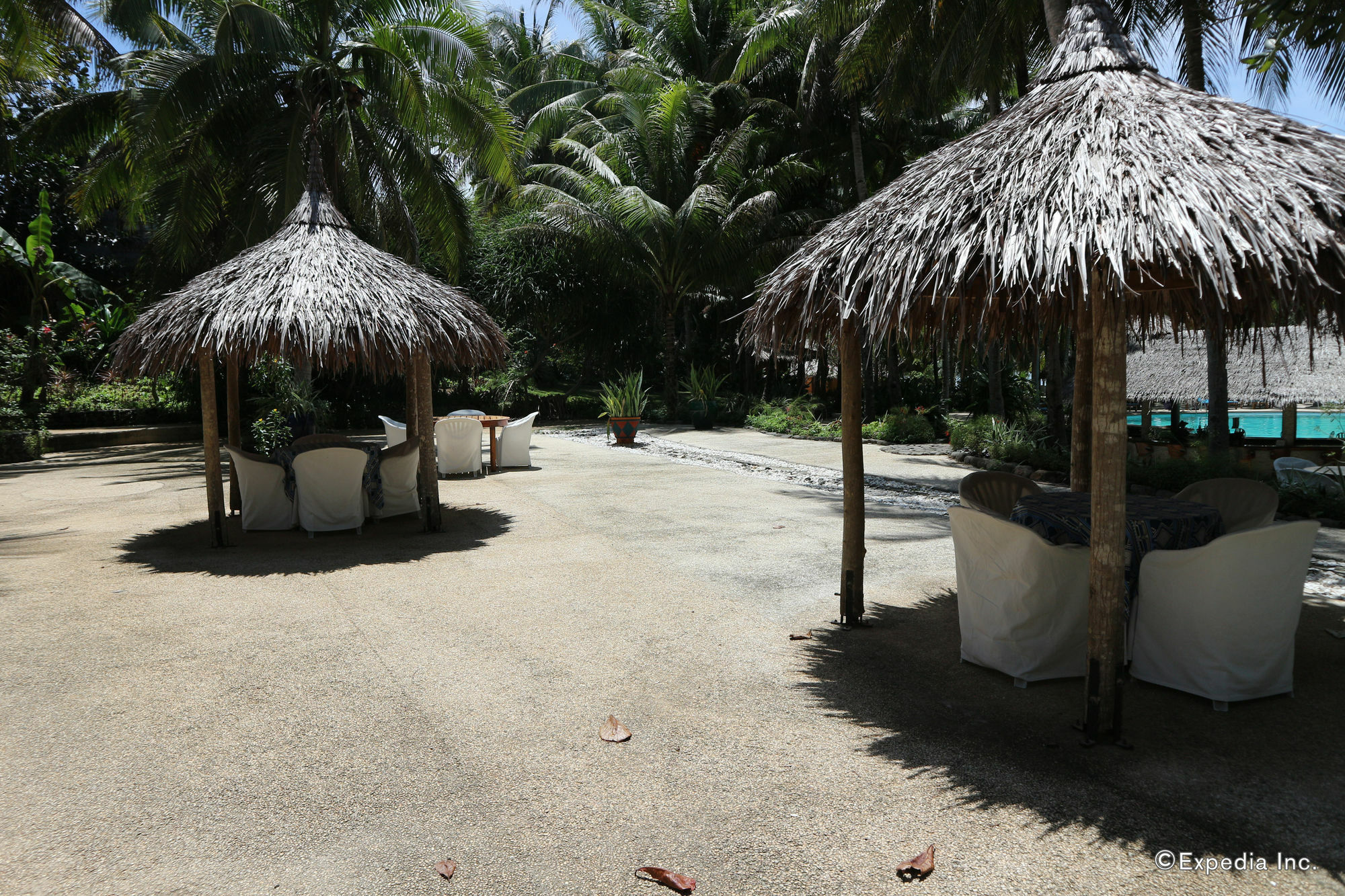 Coco Grove Beach Resort Siquijor Exterior foto